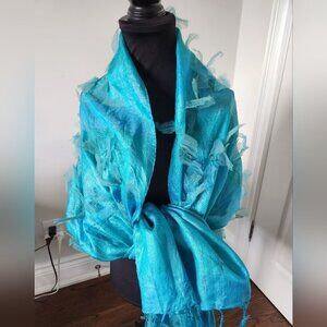 NWT OSCAR DE LA RENTA | 100% raw silk scarf wrap appliqued leafs turquoise blue